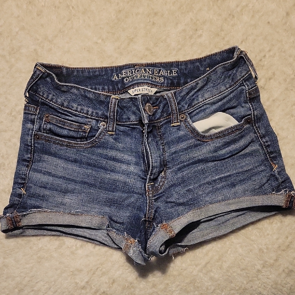 American Eagle Outfitters Women's Blue Denim Shorts